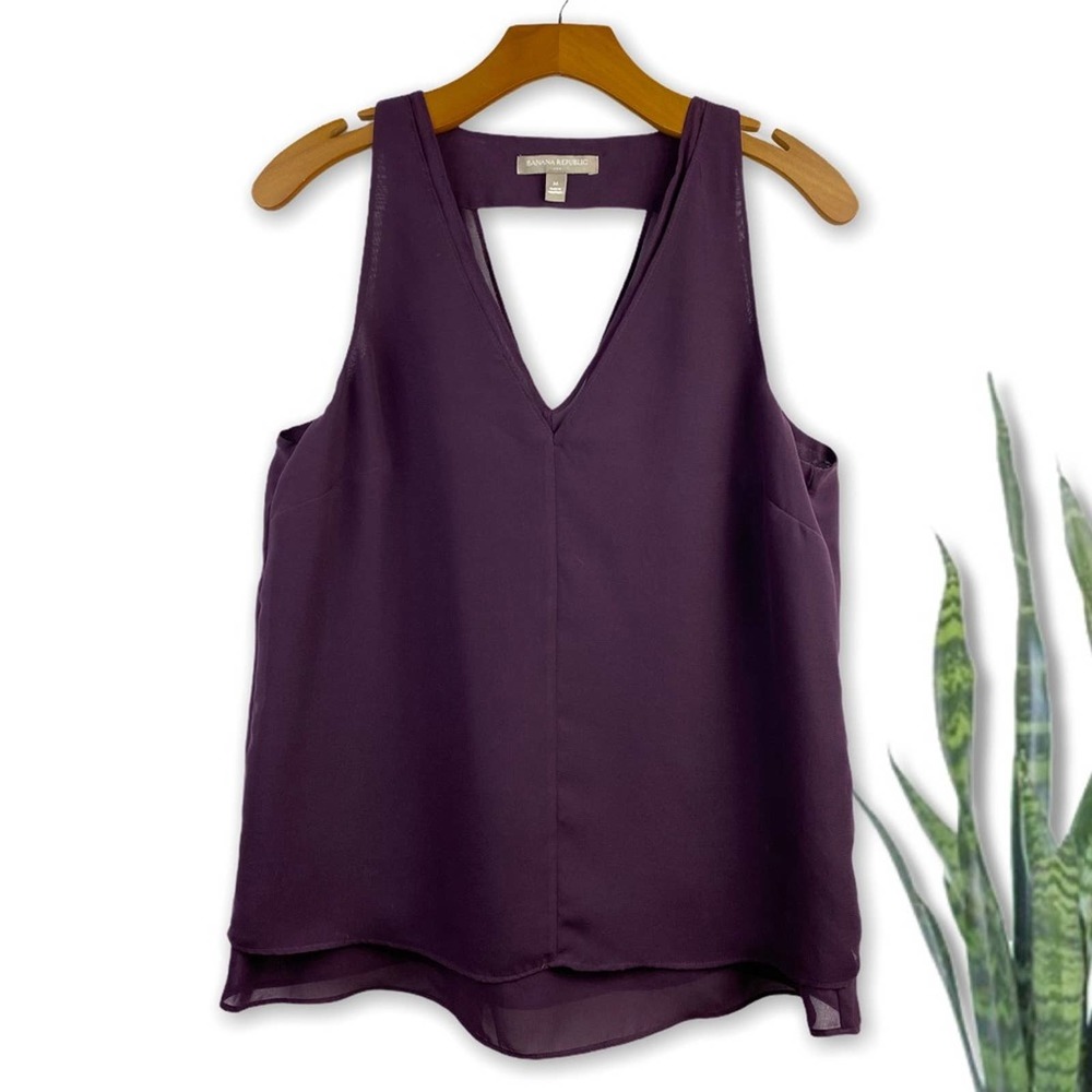 Banana Republic | EUC Purple V-Neck Sleeveless Top